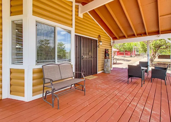 Haven W Decks, Views And Fire Pit Holiday home